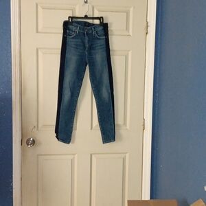Citizens of Humanity 27w Jeans With A Dark Blue Stipe Accent On Side Of Legs